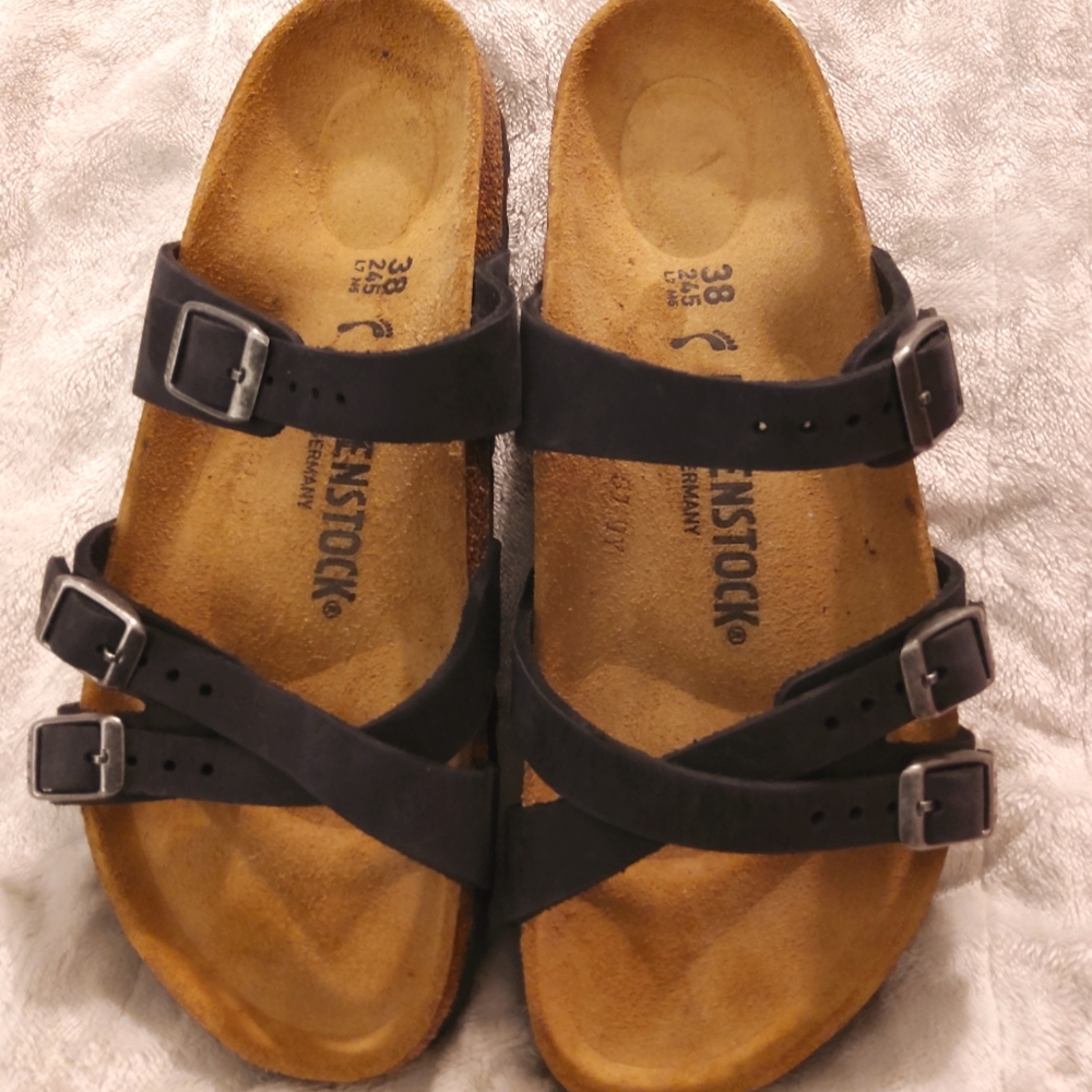 Ladies Birkenstock slip on Sandals size 38 NWOT
